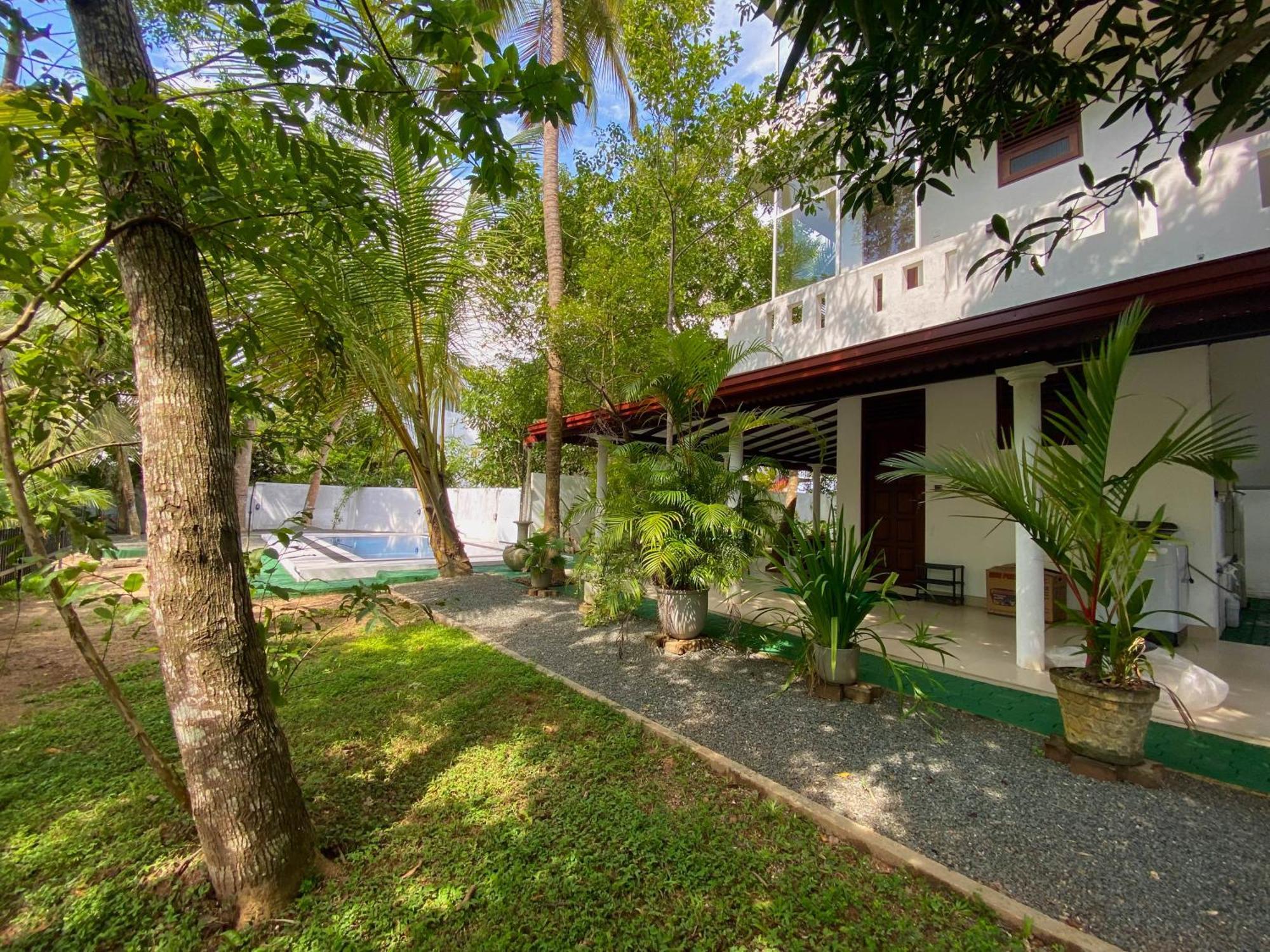 Villa Araliya Hikkaduwa Luaran gambar